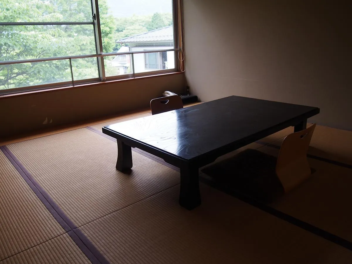 בית הארחה מלון Hakone Miyagino House